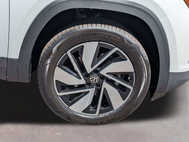 New 2026 Volkswagen Atlas SE FWD image 12