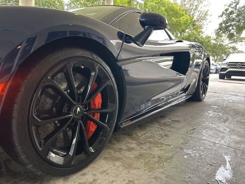 Used 2020 McLaren 570S Spider image 16