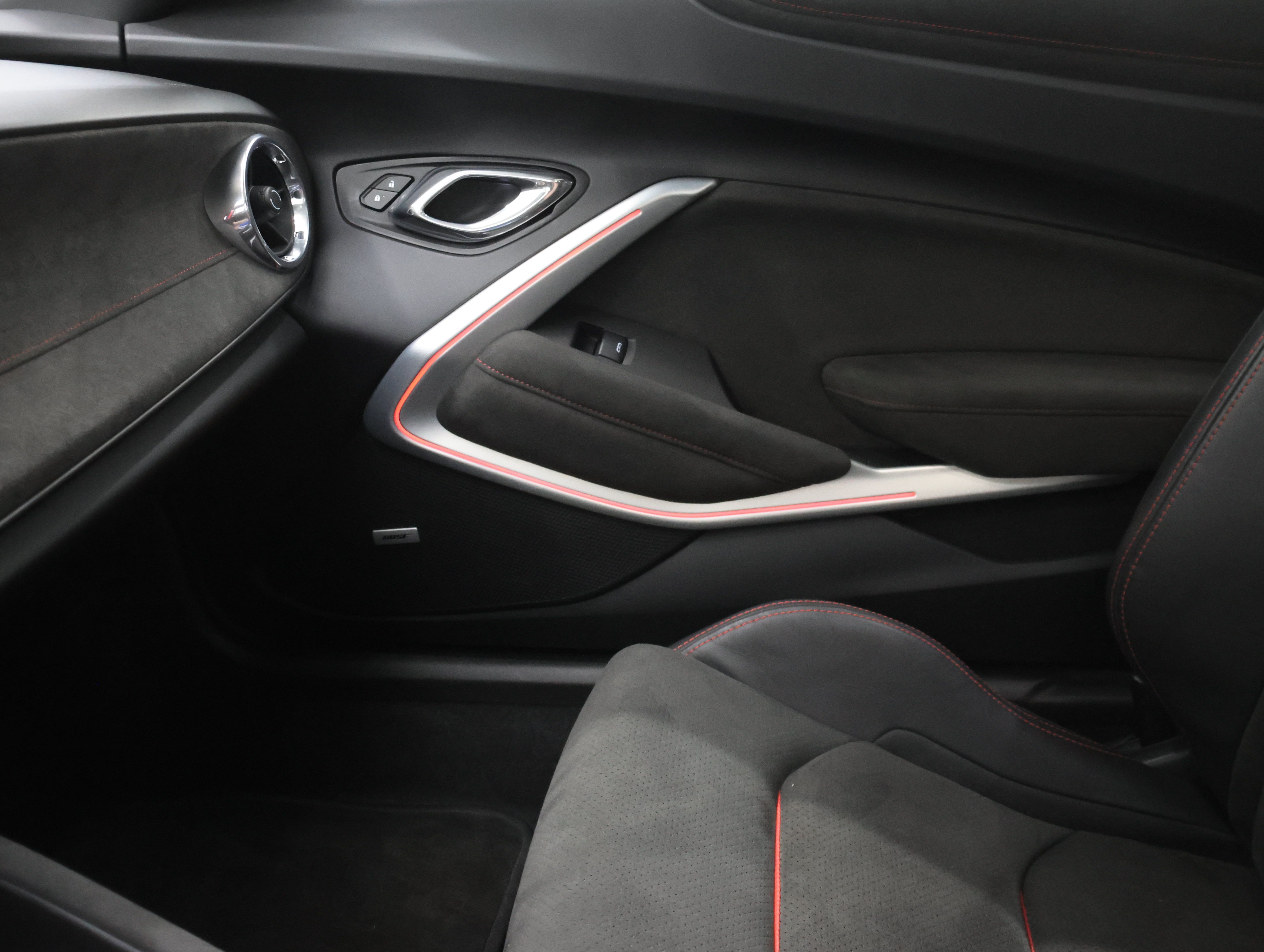Used 2017 Chevrolet Camaro ZL1 RWD image 13