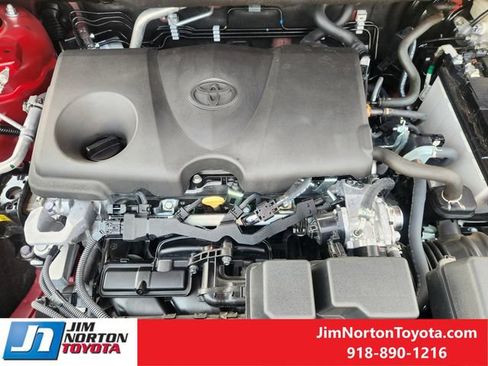 Used 2025 Toyota RAV4 XLE w/ Convenience Package FWD image 33