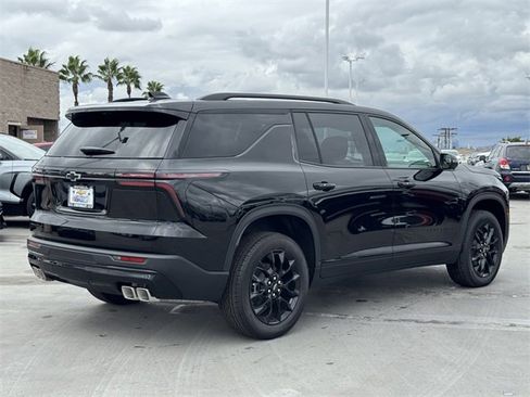 New 2026 Chevrolet Traverse LT w/ Midnight/Sport Edition image 5