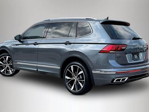 Certified 2024 Volkswagen Tiguan SEL R-Line AWD/4WD image 5