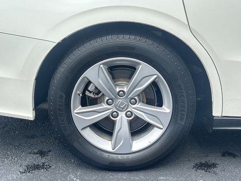 Used 2019 Honda Odyssey EX-L image 13