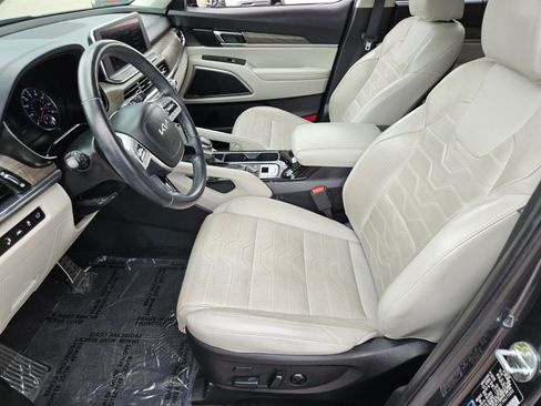 Used 2022 Kia Telluride SX w/ SX Prestige Package AWD/4WD image 7