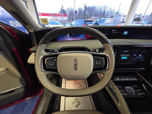 Used 2024 Lincoln Nautilus Premier w/ Equipment Group 102A image 15