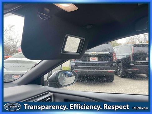 Used 2025 Toyota Camry SE image 35