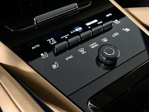 Certified 2026 Porsche Cayenne Coupe AWD/4WD image 17