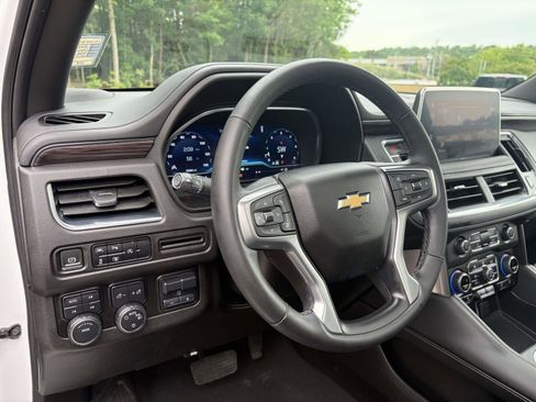 Used 2023 Chevrolet Tahoe LT w/ LT Signature Package AWD/4WD image 8