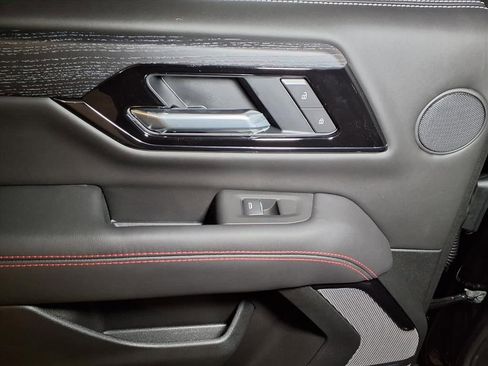 New 2026 GMC Yukon XL AT4 Ultimate image 11