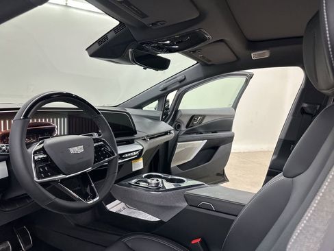 New 2026 Cadillac Optiq Luxury 1 AWD/4WD image 28