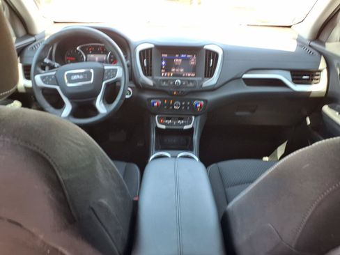 Used 2023 GMC Terrain SLE w/ Driver Convenience Package FWD image 16