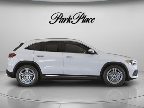 Certified 2021 Mercedes-Benz GLA 250 image 25