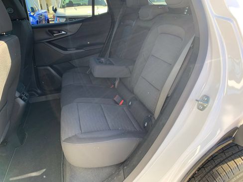 New 2026 Chevrolet Equinox LT FWD image 32
