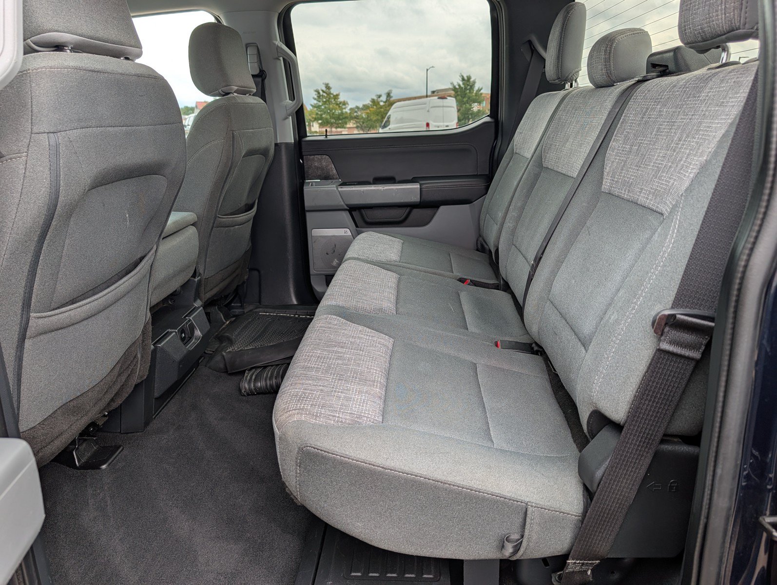 Used 2023 Ford F250 XLT w/ XLT Premium Package AWD/4WD image 16
