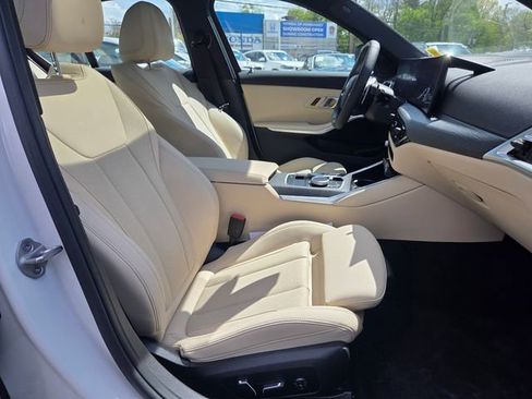 Used 2025 BMW 330i xDrive Sedan w/ M Sport Package AWD/4WD image 27