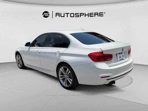 Used 2018 BMW 330i Sedan RWD image 5