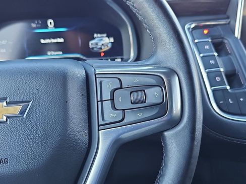 Used 2024 Chevrolet Suburban LT image 21