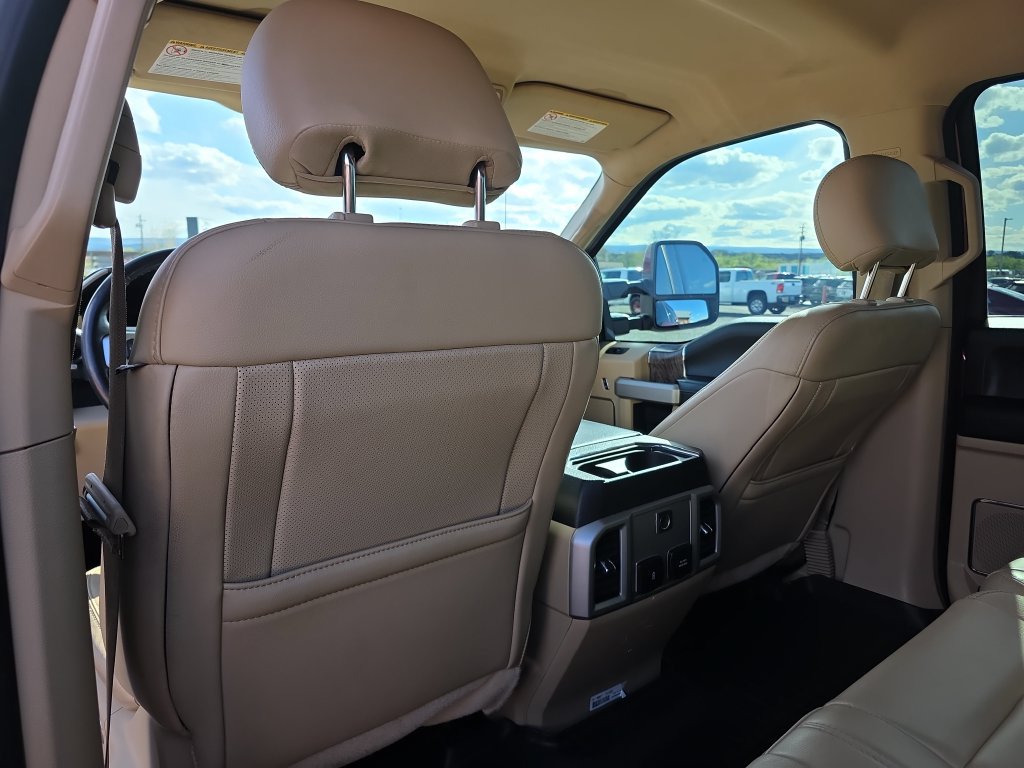 Used 2019 Ford F250 Lariat w/ Lariat Ultimate Package AWD/4WD image 26