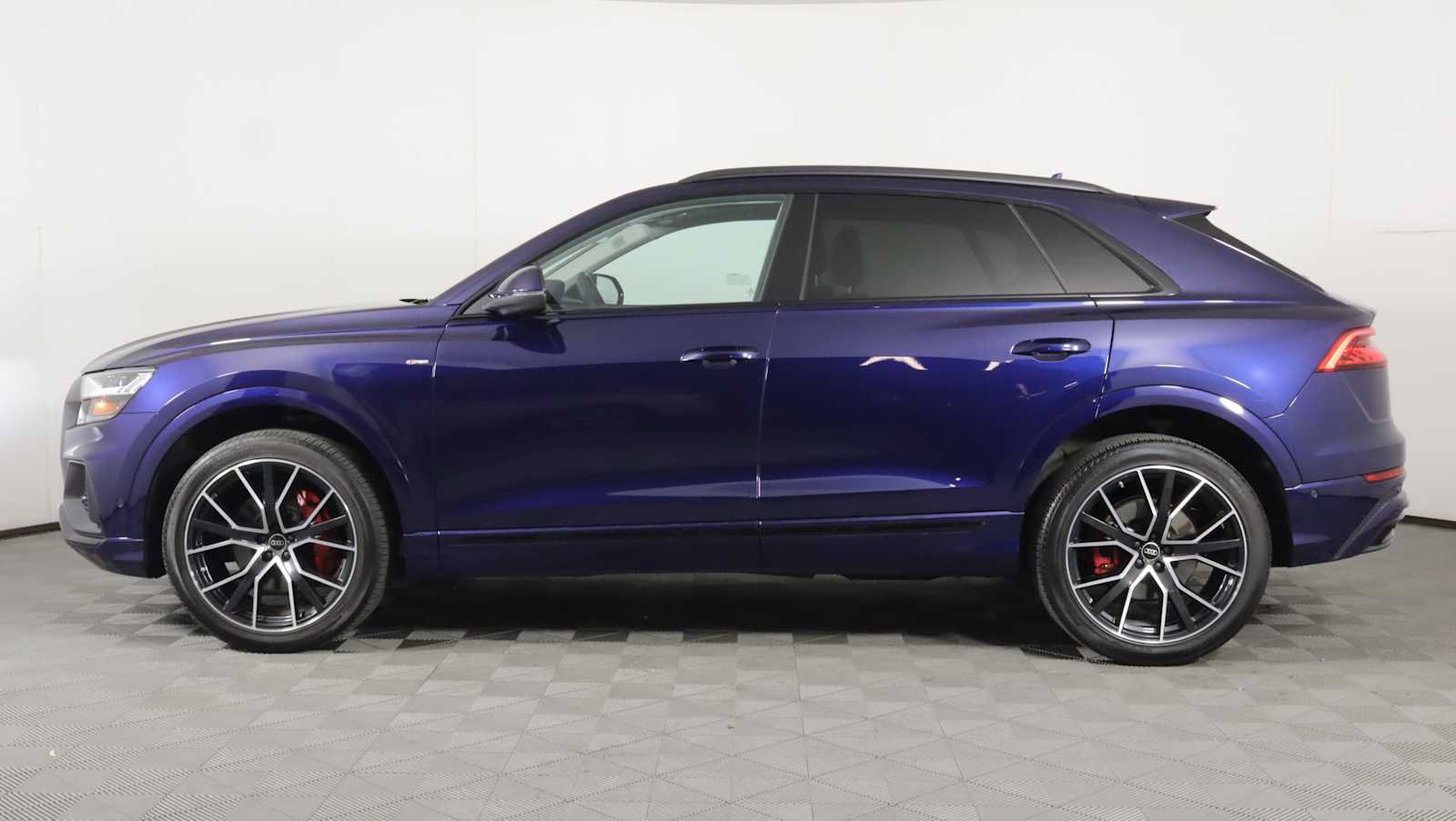 Used 2023 Audi Q8 Premium Plus AWD/4WD image 8