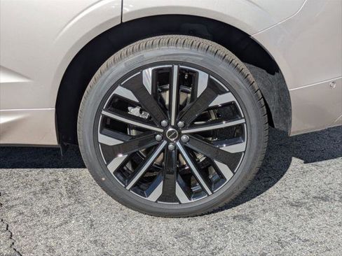New 2026 Volvo XC60 T8 Ultra w/ Protection Package Premier image 6