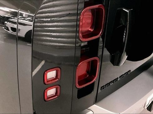 Certified 2025 Land Rover Defender 130 S AWD/4WD image 29