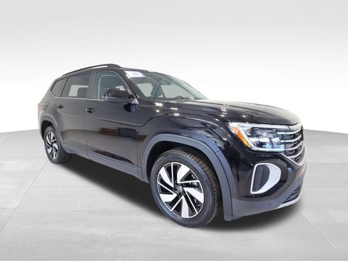 Used 2026 Volkswagen Atlas SE AWD/4WD image 6