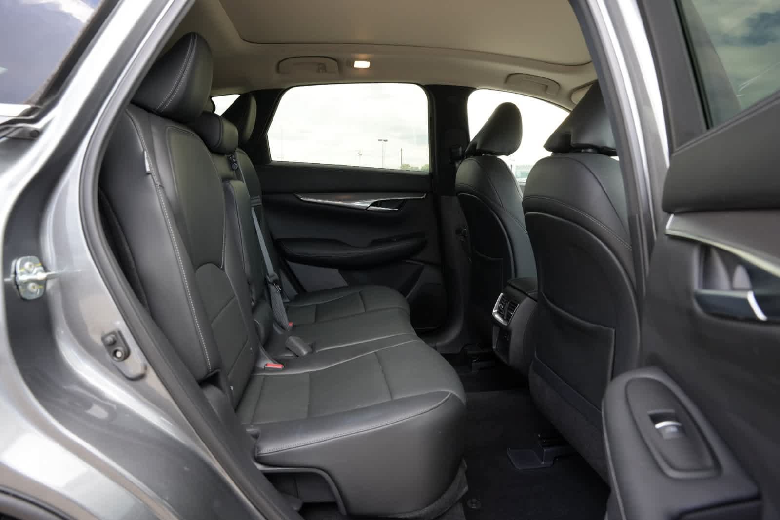 Certified 2023 INFINITI QX50 Luxe AWD/4WD image 20