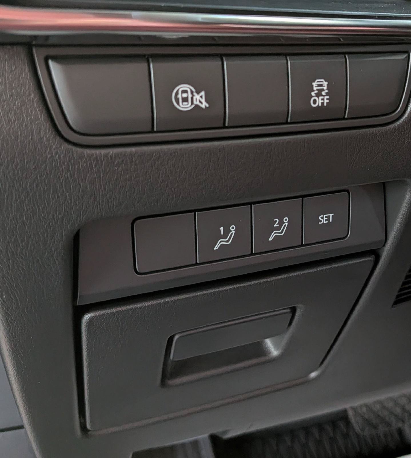 New 2026 MAZDA MAZDA3 Carbon AWD/4WD image 16
