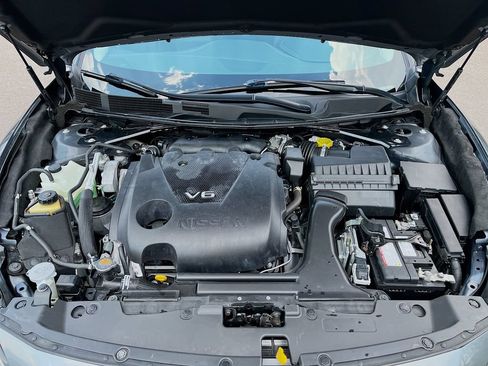 Used 2023 Nissan Maxima Platinum w/ Sport Mat Group FWD image 31