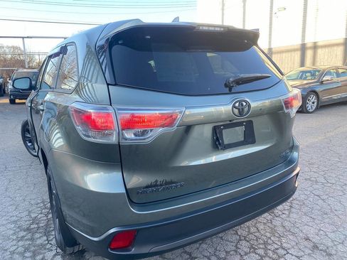 Used 2016 Toyota Highlander Plus image 8