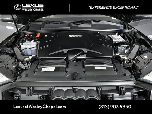 Used 2025 Audi Q7 3.0T Premium Plus image 14