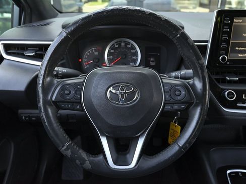 Used 2021 Toyota Corolla SE image 18