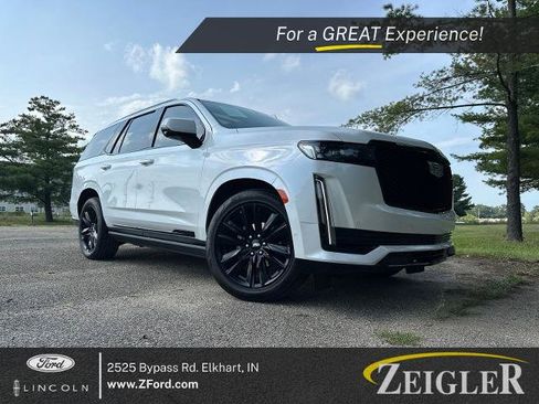 Used 2021 Cadillac Escalade Sport Platinum AWD/4WD image 1