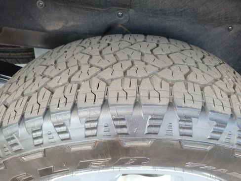 Used 2024 Chevrolet Silverado 1500 LTZ image 31