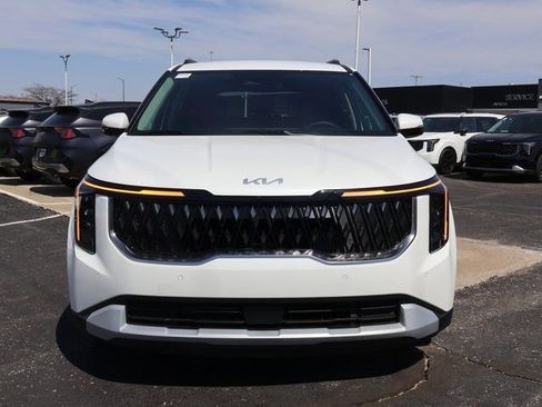New 2026 Kia Carnival EX FWD image 2