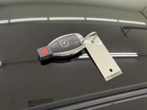 Used 2016 Mercedes-Benz C 300 4MATIC Sedan image 11