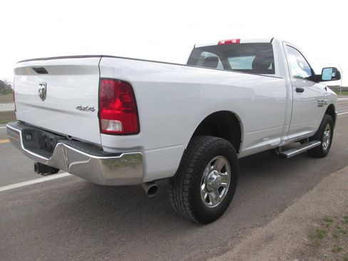 Used 2017 RAM 3500 Tradesman w/ Chrome Appearance Group AWD/4WD image 7