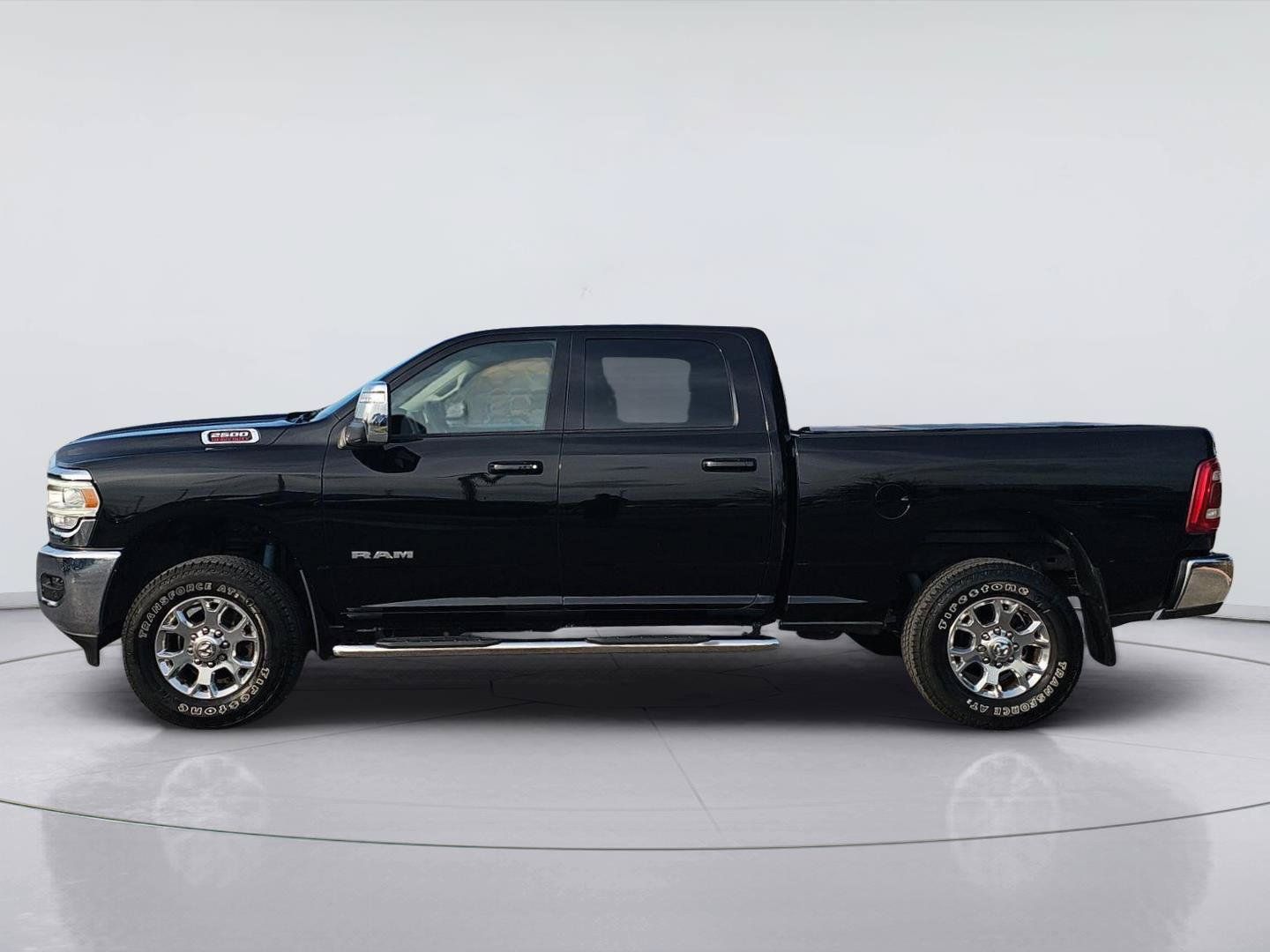 Used 2024 RAM 2500 Laramie w/ Off Road Package AWD/4WD image 2
