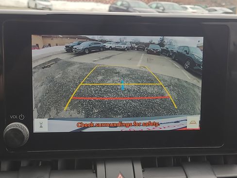 Certified 2025 Toyota RAV4 LE image 25