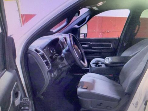 Used 2024 RAM 2500 Big Horn image 10