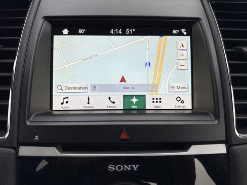 Used 2017 Ford Taurus SHO image 18