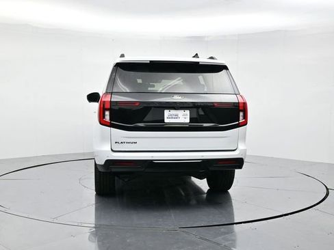 New 2025 Ford Expedition Platinum w/ Stealth Performance Package image 9