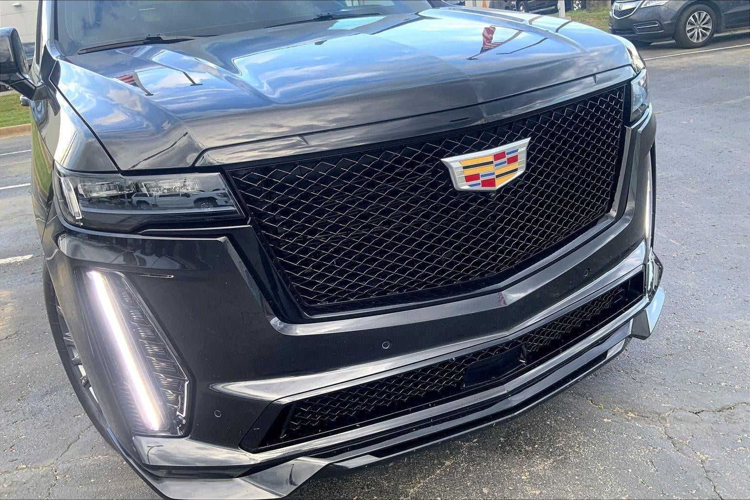 Certified 2024 Cadillac Escalade V AWD/4WD image 31