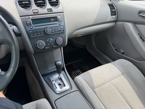 Used 2012 Nissan Altima 2.5 S FWD image 7