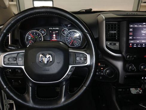 Used 2019 RAM 1500 Big Horn AWD/4WD image 14