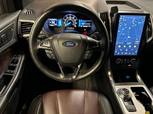 Used 2022 Ford Edge Titanium w/ Equipment Group 301A image 13