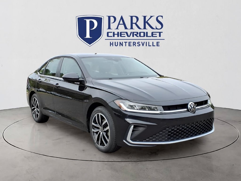 Used 2025 Volkswagen Jetta SE FWD image 1