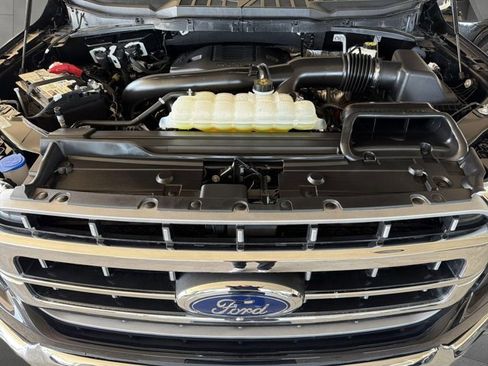 Used 2022 Ford F150 Lariat w/ Equipment Group 502A High AWD/4WD image 25