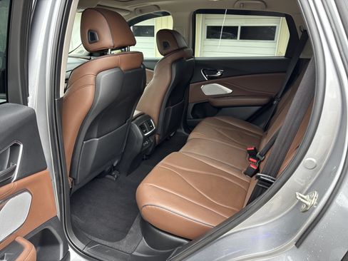 Used 2019 Acura RDX AWD w/ Advance Package image 18