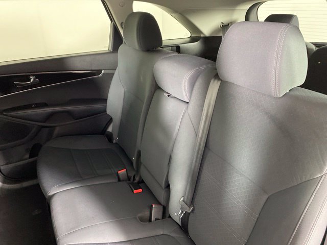 Used 2019 Kia Sorento FWD w/ LX Convenience Package image 28